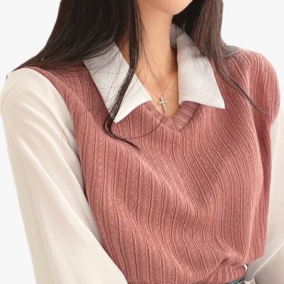 Orchid202Ocean's profile picture. "Adventurous spirit, lover of landscapes, and perpetual wanderer. Exploring the world and capturing moments through my lens."