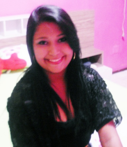 Estudante, filha da vereadora Maria Do cal, e do empressario Antonio lucas! Cearense.. e forrozeira! ;)