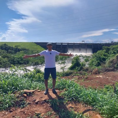 pedrozza_richi's profile picture. ¡FE Y RAZÓN!