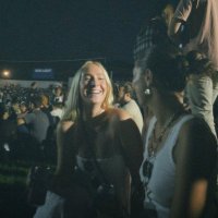 becca (@beckyhodl) Twitter profile photo