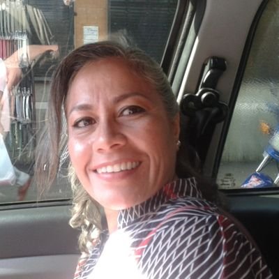 Trujillana, Administradora, Docente,  Magister en innovación educativa,  Hija de Lourdes y Cruz🤗💕💖