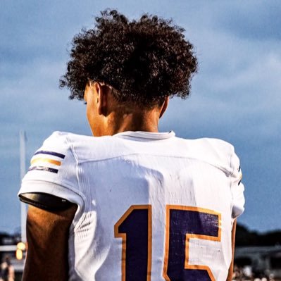 Smyrna High School || Freshman QB ||6’1 155Lbs||(931-367-0279, zeke.key1@icloud.com)