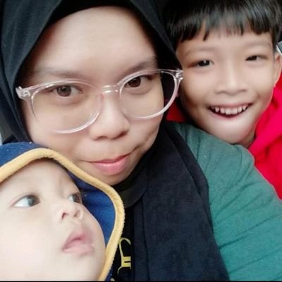 aleesaZafrel's profile picture. Mom3kids
