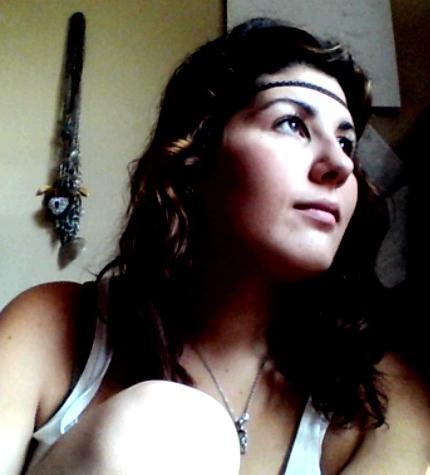 iCanSoRelate's profile picture. We dare you to press follow ;) Retweet what you like! Help us get to 1,000 followers by 2012? :)