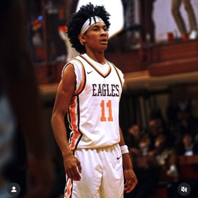 6'2 Point Guard | c/o 2024 | 4.9/4.0 GPA | Lindblom Math & Science Academy | Mac Irvin Fire EYBL 17u | email: qjmccoy2006@gmail.com | contact #: 312-835-9227