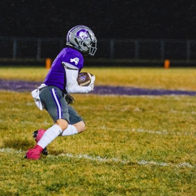 class of ‘25.Ashe County Highschool. WR 5’7 145.3a/4a northwestern conference. phone # 828-964-8384