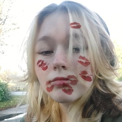 LadyBex_'s profile picture. || 18 || Im Just on this silly app to look at art