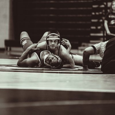 Varsity wrestler | 1 44 | outside Linebacker | EPHS | C’O 2026 |