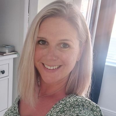 UK Events Lead @OUPPrimary @OUPSecondary | Content & Planning for @OxUniPress UK webinars | Conferences & Exhibitions #Education #CPD | All views are my own