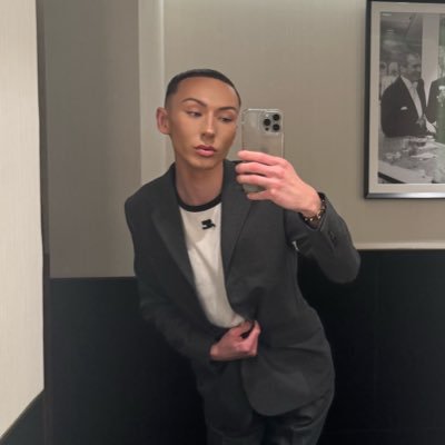 French | Polish boy 𝗕𝗮𝘀𝗲𝗱 𝗶𝗻 𝗢𝗥𝗬 📍 https://t.co/YBvjkKZIxk