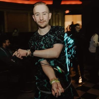 PNW ⛰️ Raver from Spokane, Washington | Geek, Traveler, and Flow artist (orbit) | Single | Alt: @parkerunhinged