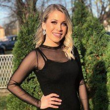 HThompson56's profile picture. I am good at visual merchandising、teamwork、marketing communications and others