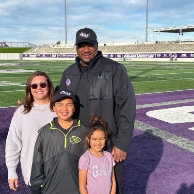 Tight Ends Coach ABILENE CHRISTIAN UNIVERSITY. Leadership Development. Skill and Technique Specialist. 2009 NFL DRAFT PICK 1st round 2nd pick OL