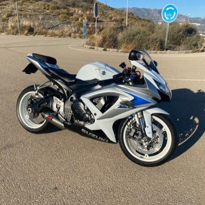Valen_GSXR's profile picture. 