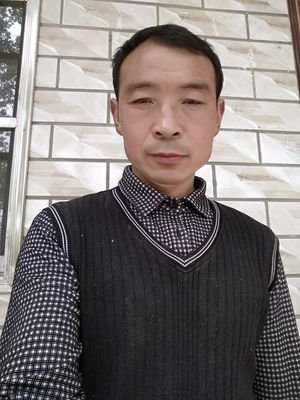 EgXtdb's profile picture. 