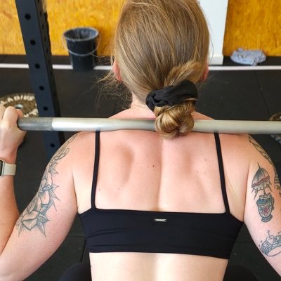 Teacher ❤️ também crossfiteira, corredora e acadêmica de Ed. Física!