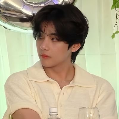 itaeffable's profile picture. :: #방탄소년단 𝒚𝒐𝒖 are the reason why my head 𝘪𝘴 𝘴𝘵𝘪𝘭𝘭 above water  ɞ