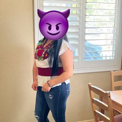 yessihotwife121's profile picture. 