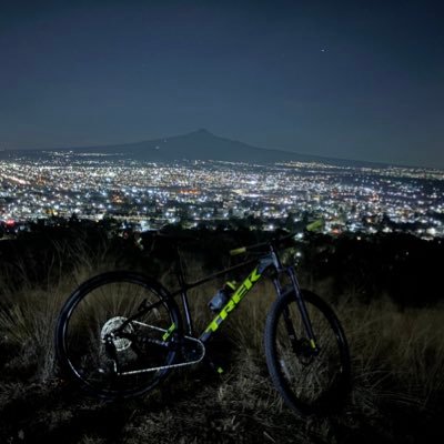 iturbe113's profile picture. Algo malo debe tener el trabajo o los ricos lo acapararían.