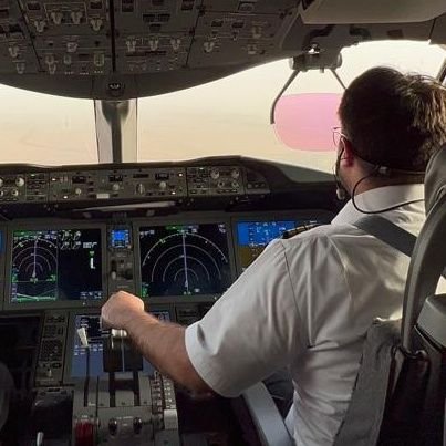 #Dreamliner pilot 
#❌_🐇_🐧🚀🌚 #A320 #Avgeek  ✈
حساب شخصي يمثلي فقط