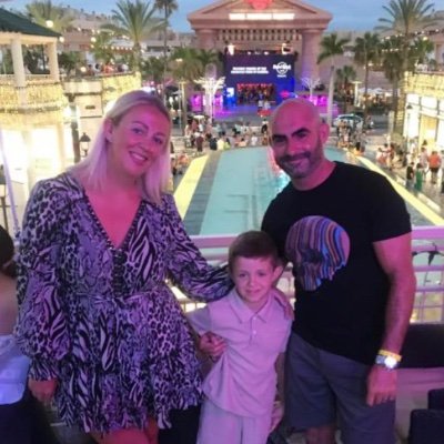 Love the blues, Married to Lovely Laura and Dad to my little mate Finley. Living life and trying to be happy every day. #luckyman