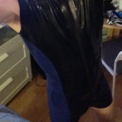 19 + Raw Rough Poz BDSM Kinky Cumdump & FF Pig Who is looking to make content.