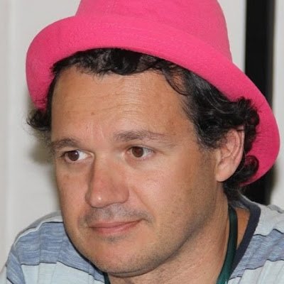 Pendiente de lobotomía porque... ya no me acuerdo. Y otras cosas.