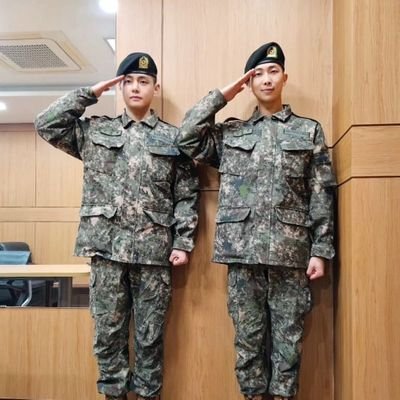 chasingSovi's profile picture. ♎🐉 we are the bullet and you guys are our proof!!  -KNJ 🔍🤜🏼BULLETPROOF🤛🏼🔎
💆🏻‍♀️🤷🏻‍♀️👋🎫
💜 BTS: OT7; but mostly NJ, TH, HS, JK, SJ, YG, & JM💫🌌☁️