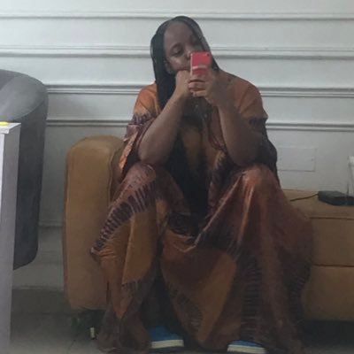 osasofrorra's profile picture. Beauty. Writer. Tech. 💋 Skincare genie @rorrabeauty . 💻 Igniting new conversations with @stream_speak - the ultimate plugin for live translations.📽