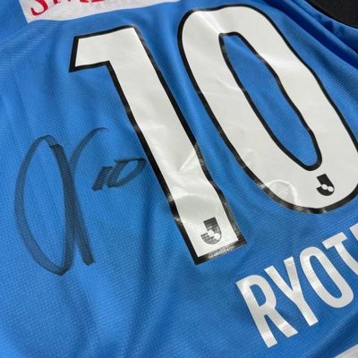 frontale_ryota1's profile picture. '04 / frontale #10 #16