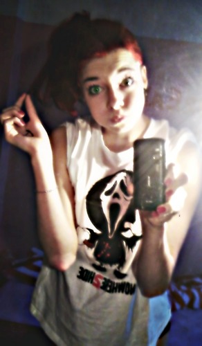 VachovaD's profile picture. I love The Vampire Diaries . I am crazy girl and I live in an illusion . .just very happy helping our world . sorting garbage or saving our forests and animals.