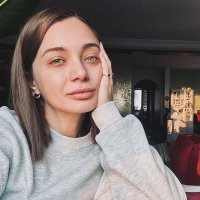 Zeyno (@illegalserver_) 's Twitter Profile