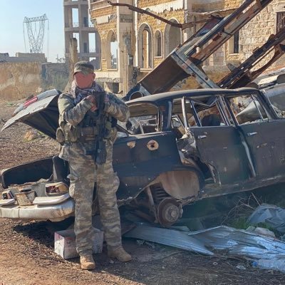 Emre13102578's profile picture. 