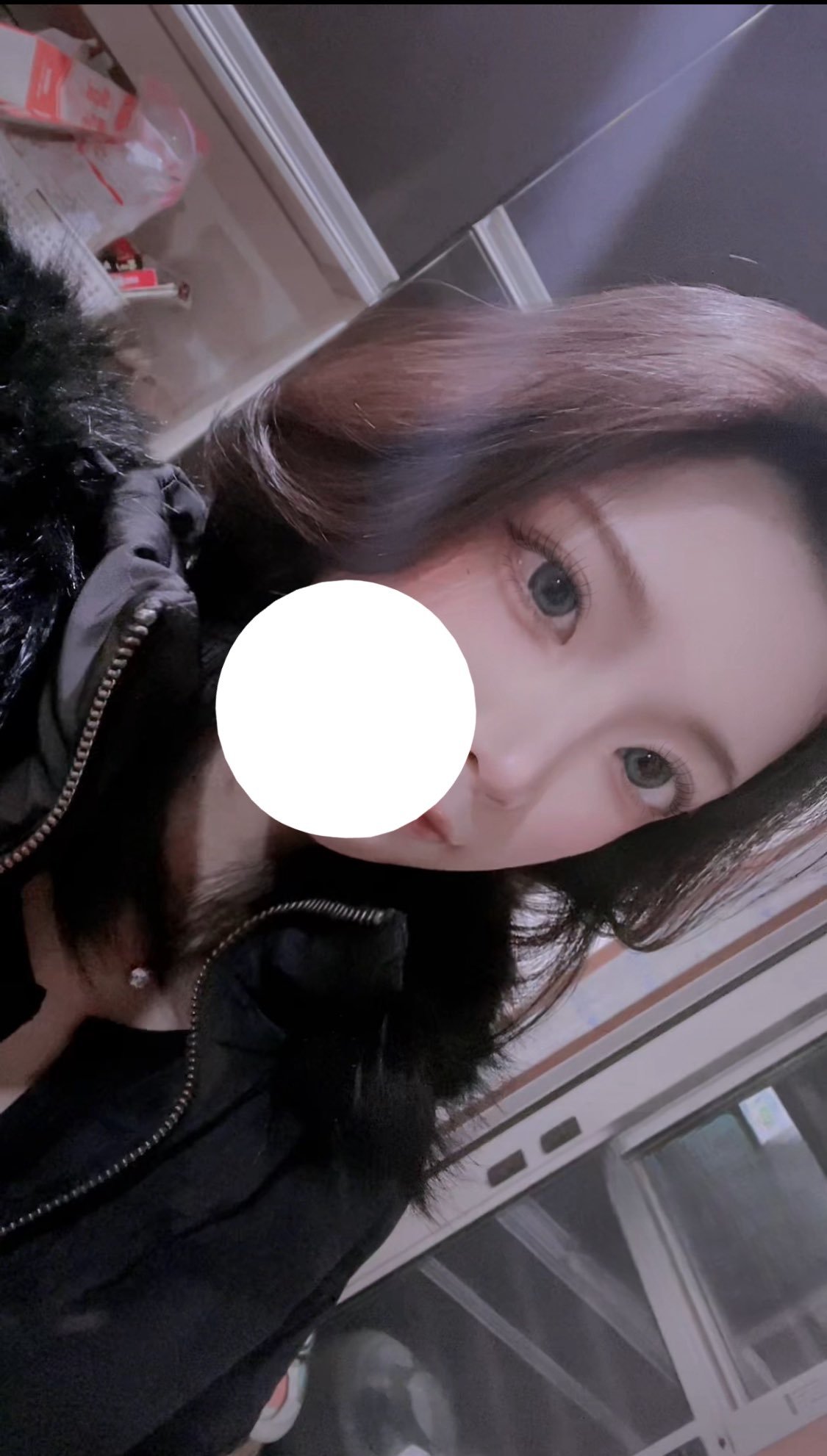 RobinMarti43983's profile picture. 