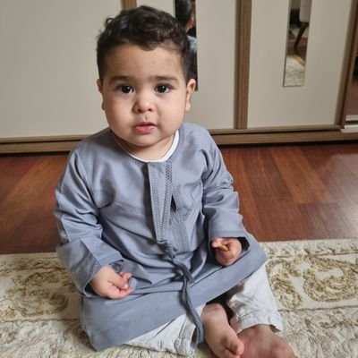 alrzeen90's profile picture. 