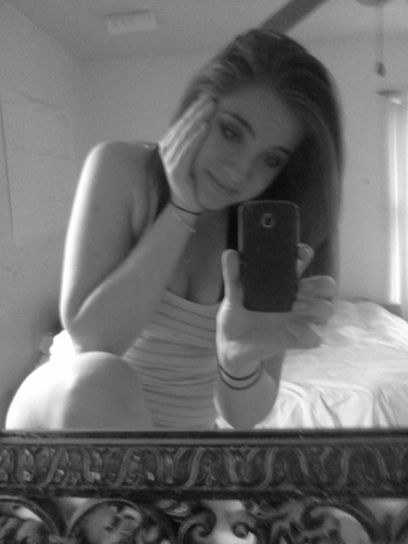 calii_swagg69's profile picture. Sweetheart unless provoked. #TeamPrettiiMonstars