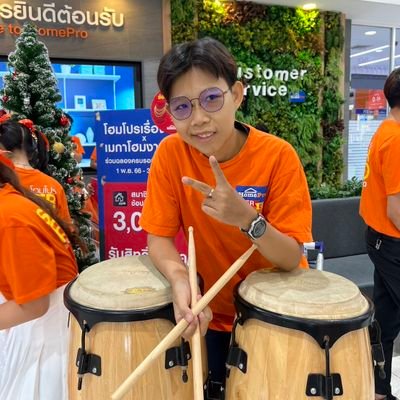 PattarasiriSan2's profile picture. Take a picture
