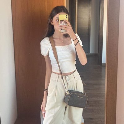 yasmina__zr's profile picture. 