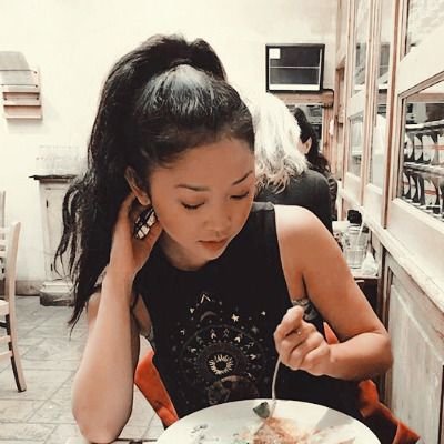 funny how sometimes you just... find things.
• fan account • (a/ela/a)
