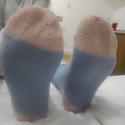 My girlfriend is selling her cheesy and sweaty socks to those who want them! DM me 🧀🧦