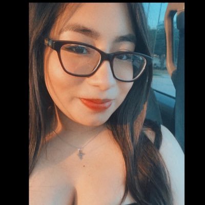 jazmin03220's profile picture. Education| university of Houston-downtown 🐊|