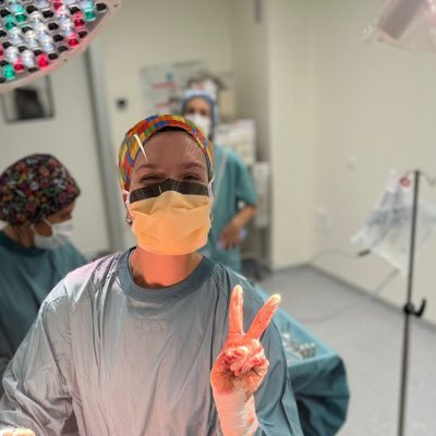 mariajosejimem's profile picture. MJ / Orthopedic Surgeon and Traumatologist / Musician