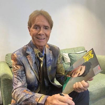 Official Account of the Cliff Richard Fan Club of America