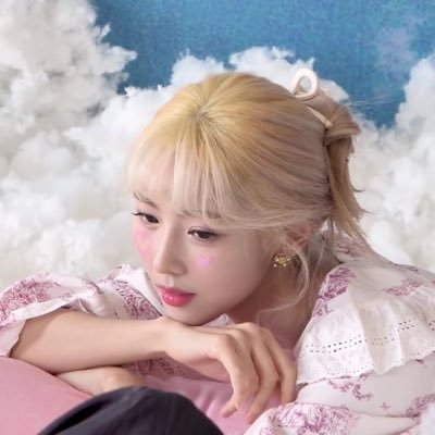 collocability's profile picture. ur dream girl’s dream girl