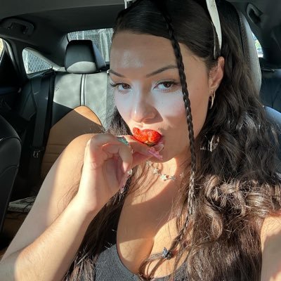 eaqotqm's profile picture. shapeshifter | opinions expressed here are my own