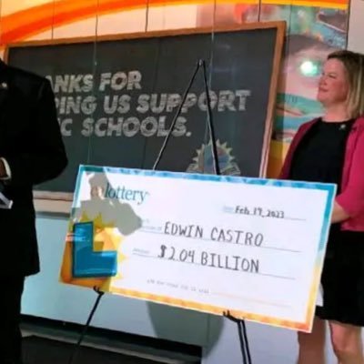 I'm Edwin Castro the $2.04 billion lottery winner, I’m giving out money to help.