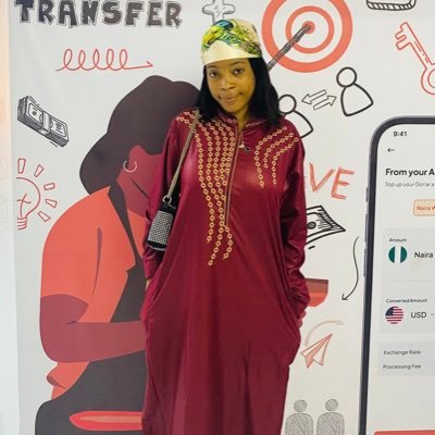 Flawlesfeet's profile picture. Hit me up for any kind of handmade footwears(male and female) i'm always ready to deliver😊😊👡🩰🩴