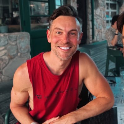 TV News Correspondent @ Al Jazeera (Prev GMA, BBC, Sky News, Reuters). NASM-certified personal trainer & men’s fitness coach. Dad (2kids, 1dog). Brit in US.