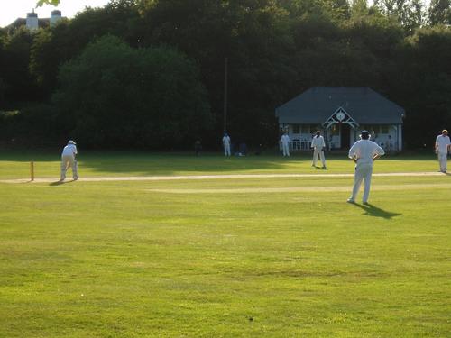 Foggy137's profile picture. Everyone says how nice & self-effacing he is. He is beginning to suspect this is code for dull. Good at counting & eating.  Wishes he'd been better at cricket.