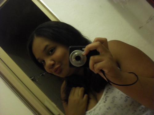 Vá...Eh se alem do horizonte encrontrar alguem qe te ama + do qe eu ...Volte eh me diga Adeuz..Não mee abandoone sz' *-*